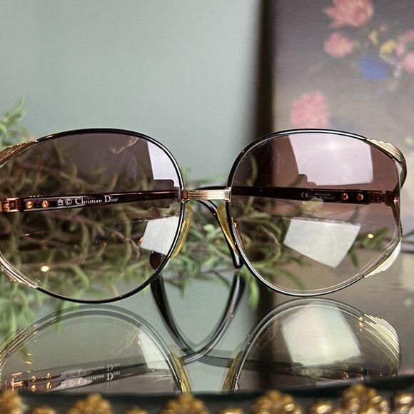 Vintage Christian Dior 2250 Butterfly Sunglasses – Black Enamel & Goldtone main image 7